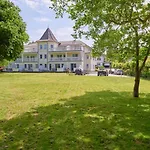 Schloesschen Am Schmachter * Binz